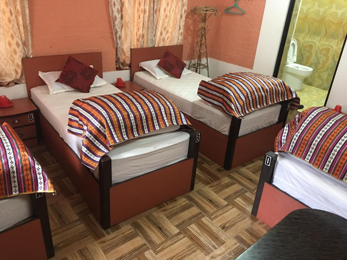 Bnb Royal Tourist House Kathmandu Buitenkant foto