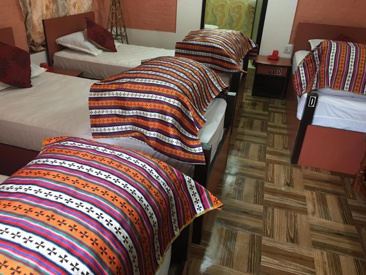 Bnb Royal Tourist House Kathmandu Buitenkant foto